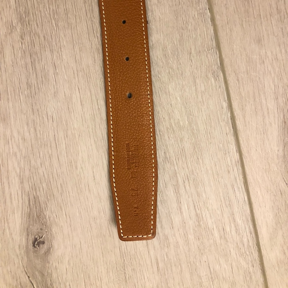 Size 75 Hermès Belt leather. Black and Tan